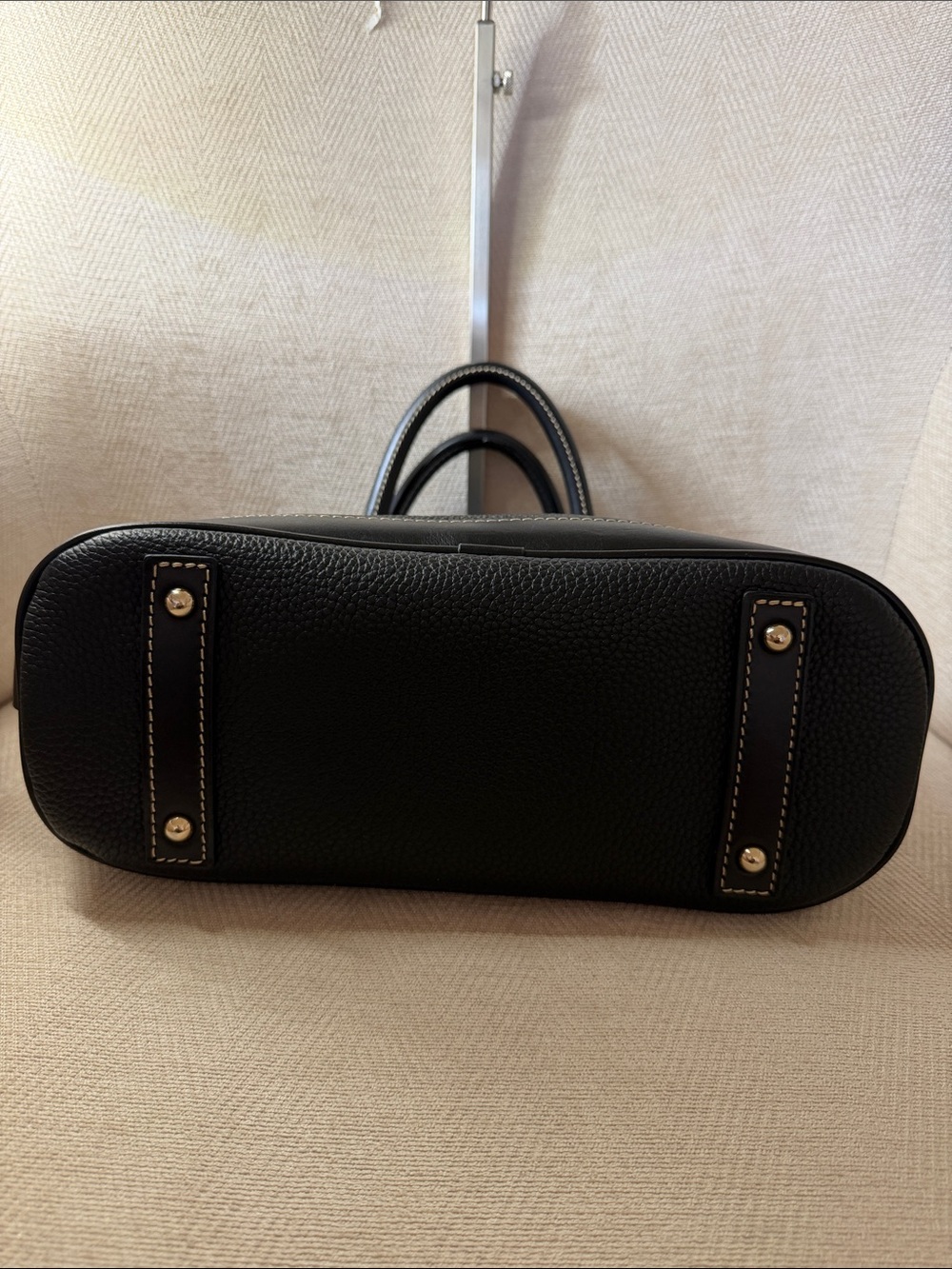Dooney & Bourke Black Pebbled Leather Dome Satchel with Gold Hardware NWOT - Picture 9 of 13